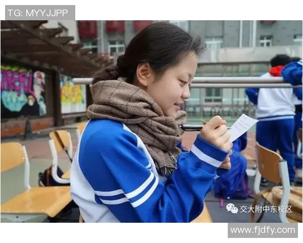 张子柯与篮球宝贝的青春故事探索运动与梦想的完美结合